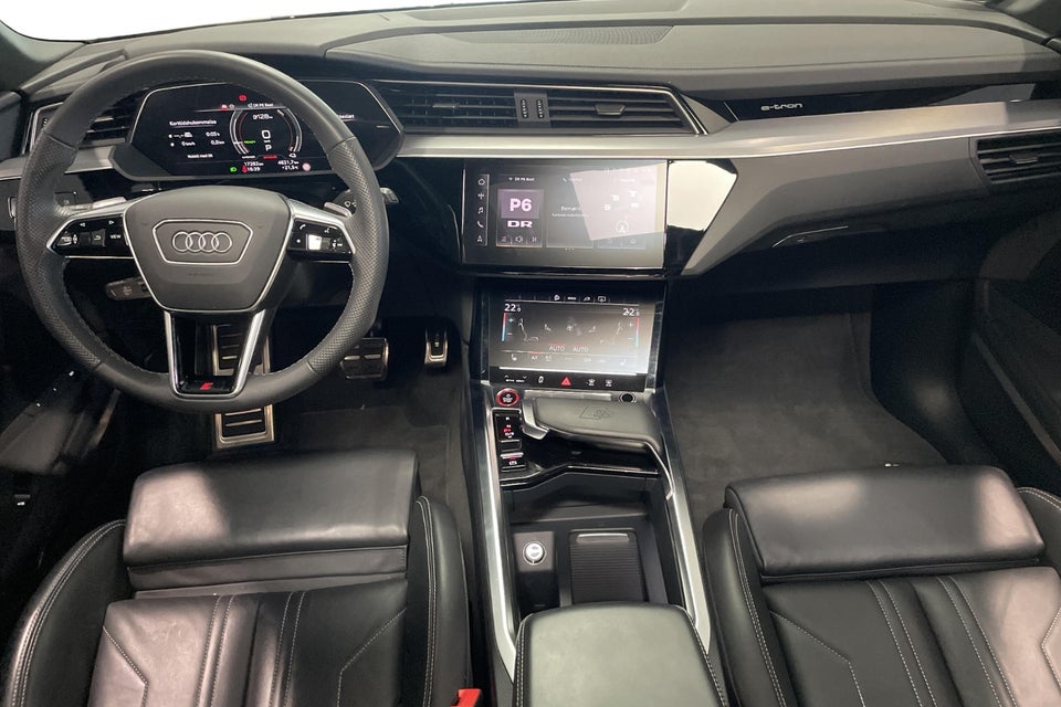 Audi SQ8 e-tron quattro 5d