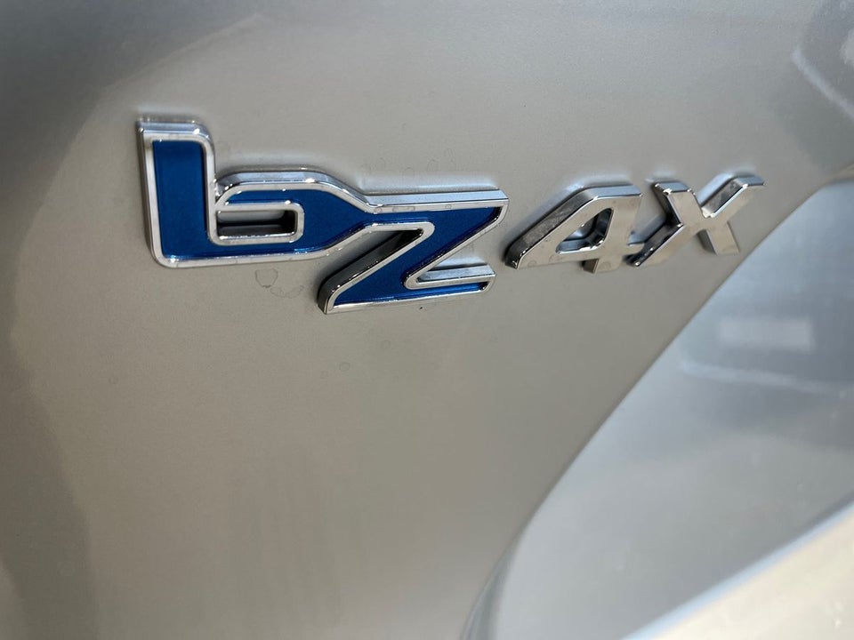 Toyota bZ4X Executive Premium 5d