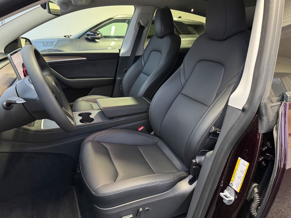 Tesla Model Y RWD 5d