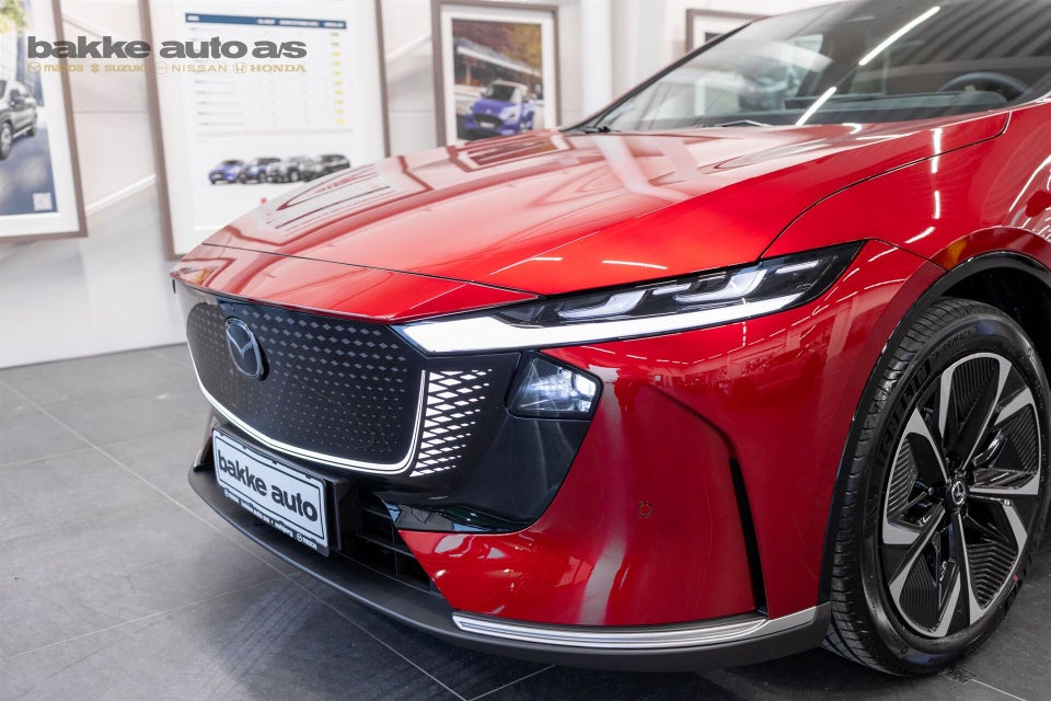 Mazda 6e Takumi Long Range 5d