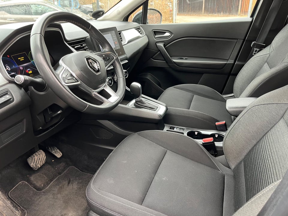 Renault Captur 1,6 E-Tech Zen 5d