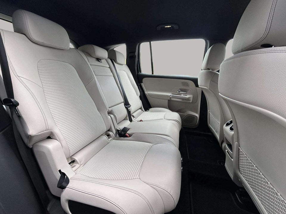 Mercedes EQB350 Progressive Line 4Matic 5d