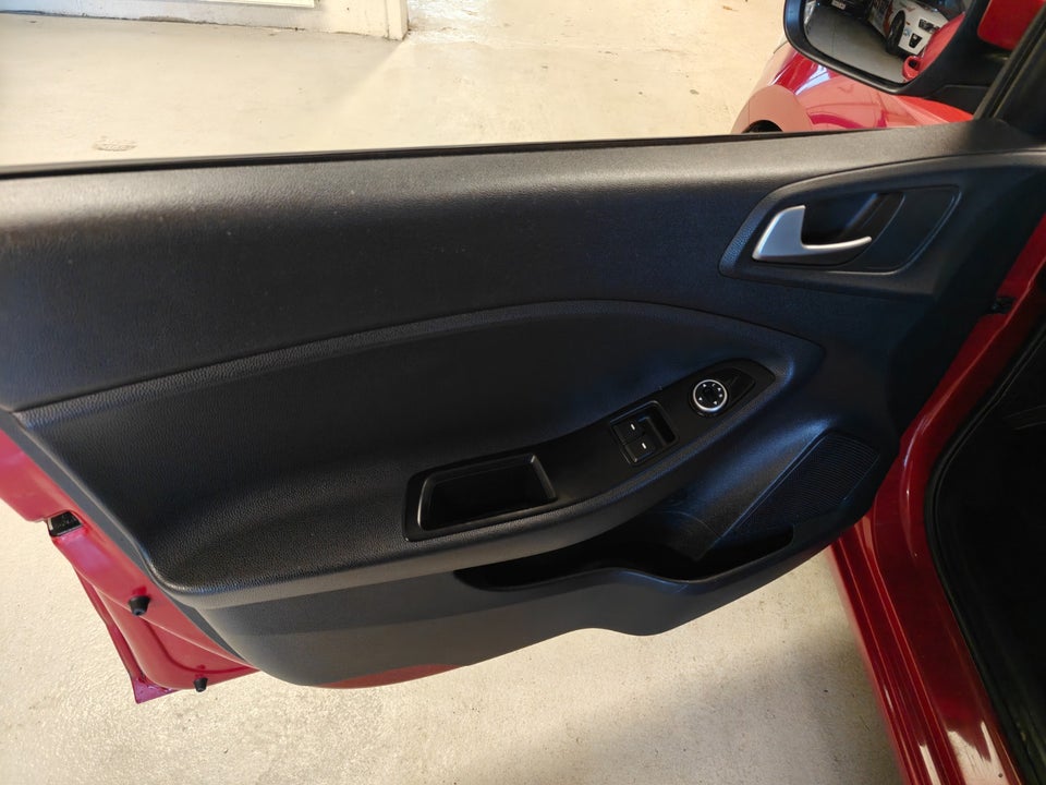 Hyundai i20 1,25 Life+ 5d