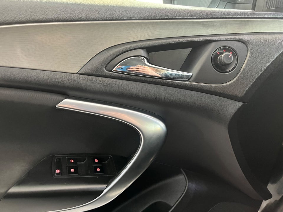 Opel Insignia 2,0 CDTi 130 Cosmo Sports Tourer eco 5d