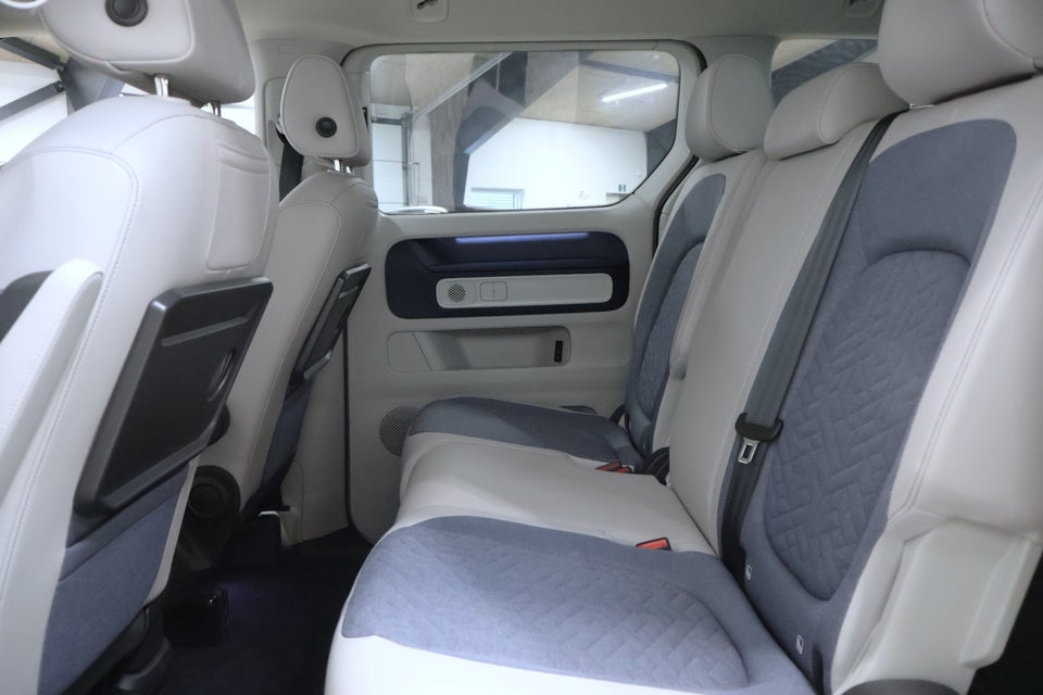 VW ID.Buzz 77 Pro SWB 5d