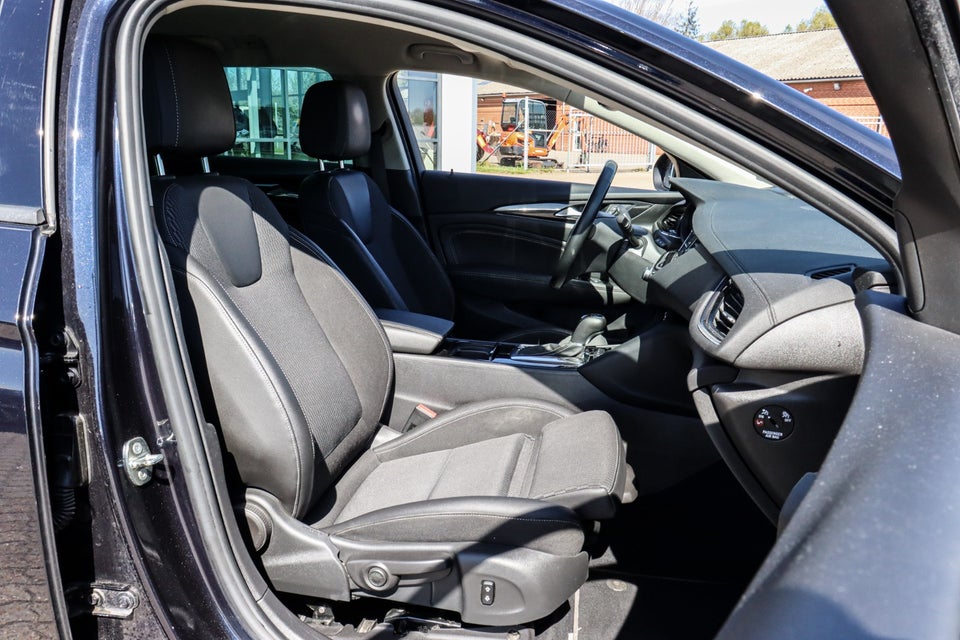 Opel Insignia 2,0 T 260 Innovation Sports Tourer aut. 4x4 5d