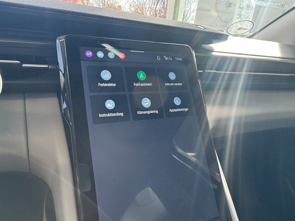 Ford Explorer 77 Select Extended Range 5d