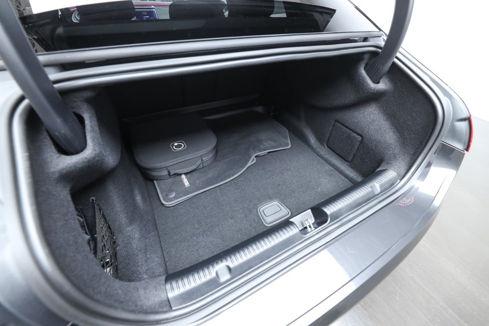 Mercedes EQE350+ AMG Line 4d