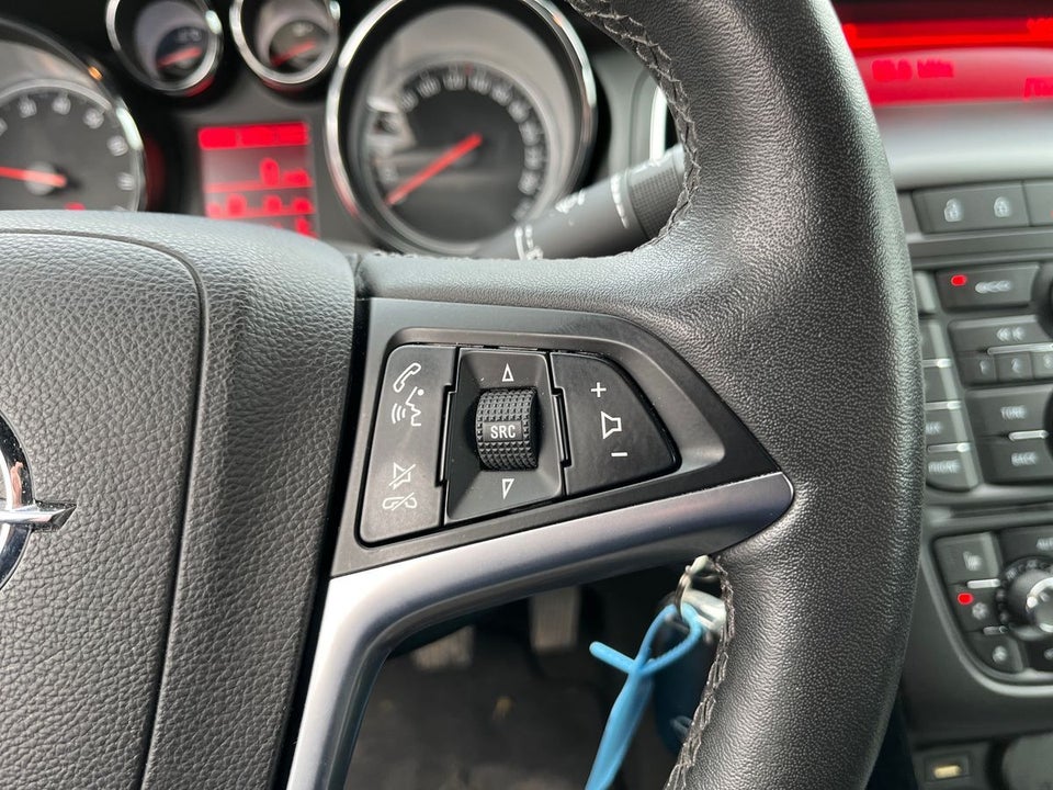 Opel Cascada 1,4 T 140 Cosmo 2d