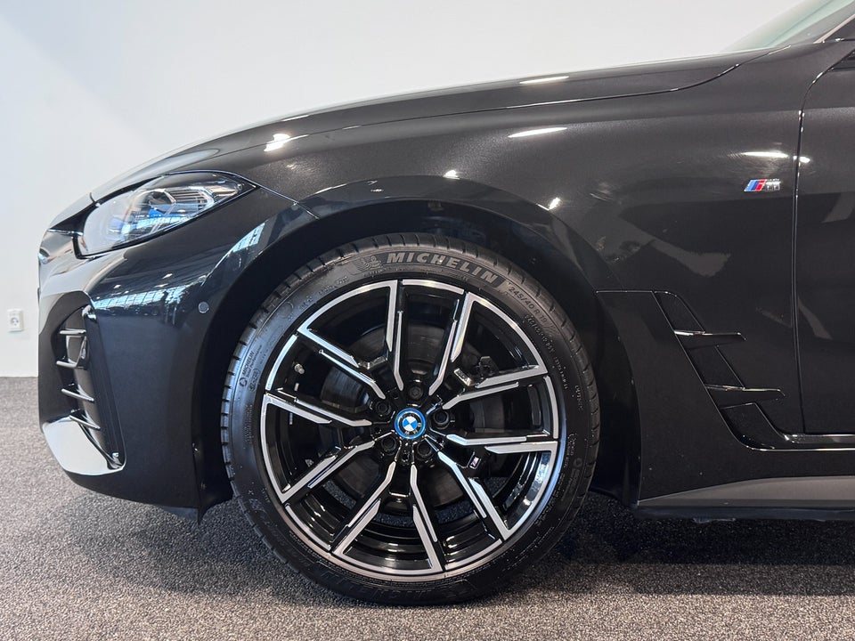 BMW i4 eDrive40 Fully Charged M-Sport 5d