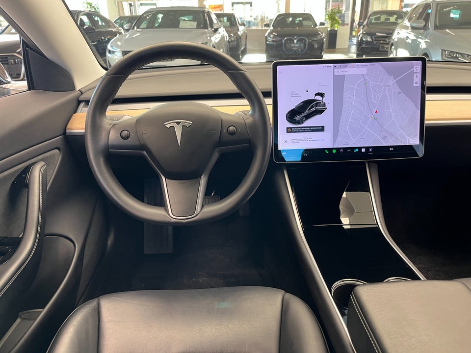 Tesla Model 3 Standard Range+ RWD 4d