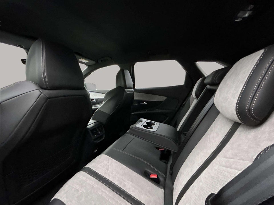 Peugeot 3008 1,6 Hybrid4 GT Pack EAT8 5d