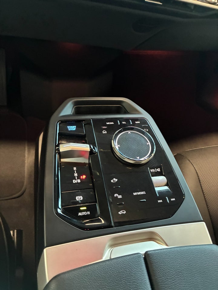 BMW iX xDrive50 Supercharged 5d