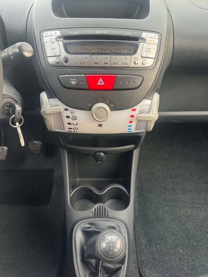 Peugeot 107 1,0 Active 5d