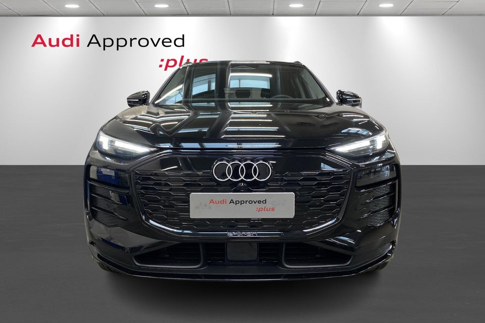 Audi Q6 e-tron Progress performance 5d