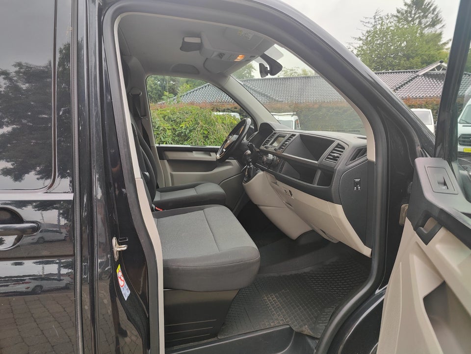 VW Transporter 2,0 TDi 150 Kassevogn lang