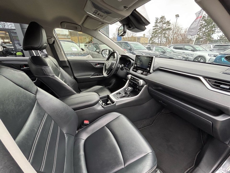 Toyota RAV4 2,5 Hybrid H3 Comfort MDS 5d