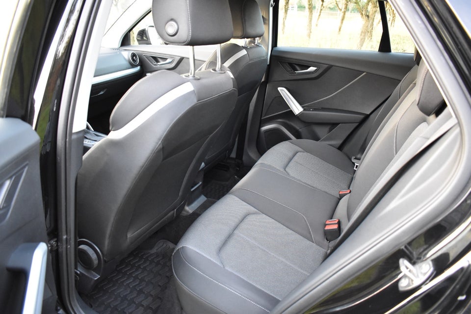 Audi Q2 35 TDi Sport S-tr. 5d