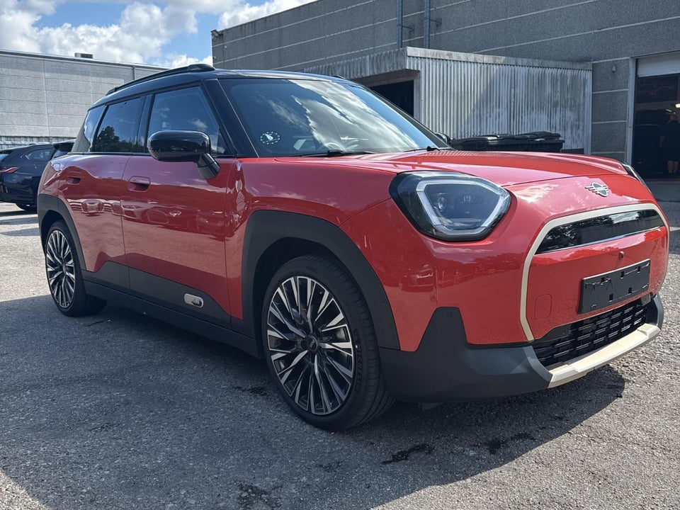 MINI Aceman E Favoured Trim L 5d