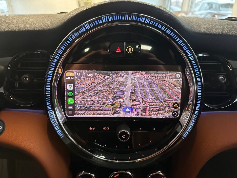 MINI Cooper SE Maximise 3d