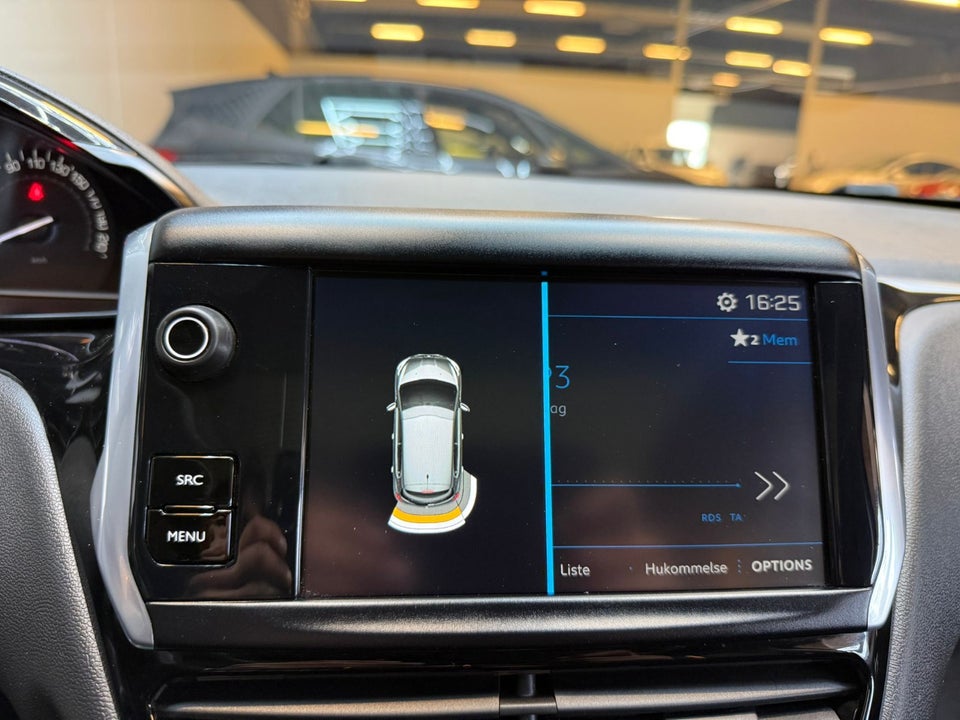 Peugeot 208 1,5 BlueHDi 100 Signature Sky 5d