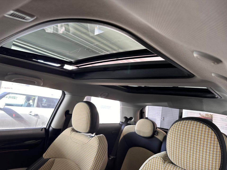 MINI Cooper SE Edition Premium Plus 3d