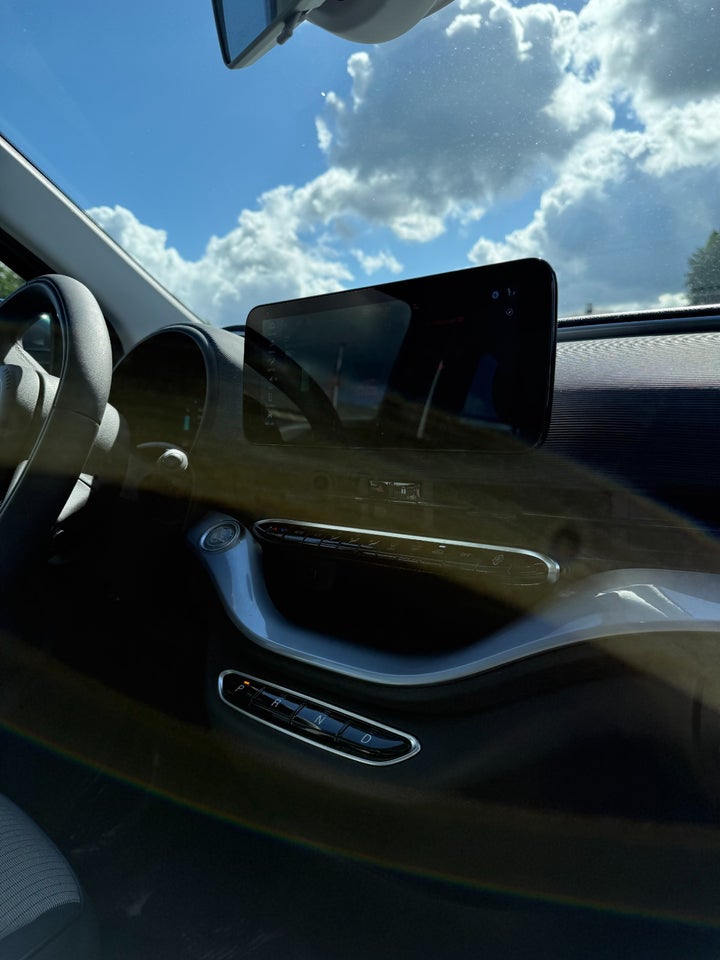 Fiat 500e 42 Icon Sky 3d
