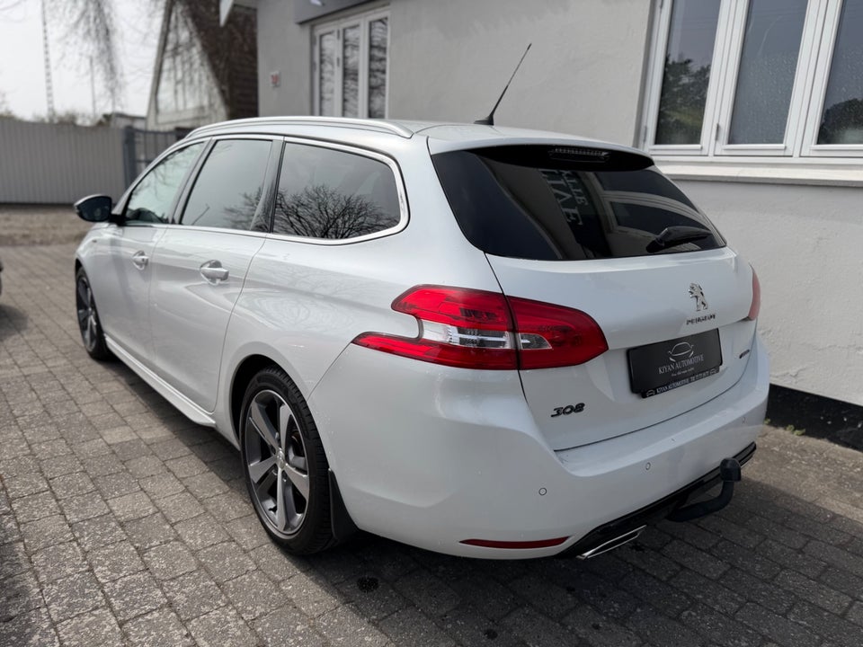Peugeot 308 1,5 BlueHDi 130 GT Line SW 5d