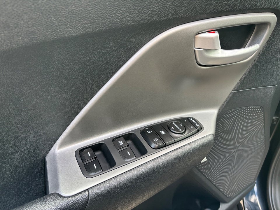 Kia Niro 1,6 HEV Comfort DCT 5d