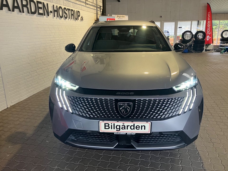 Peugeot e-5008 77 Allure 7prs 5d