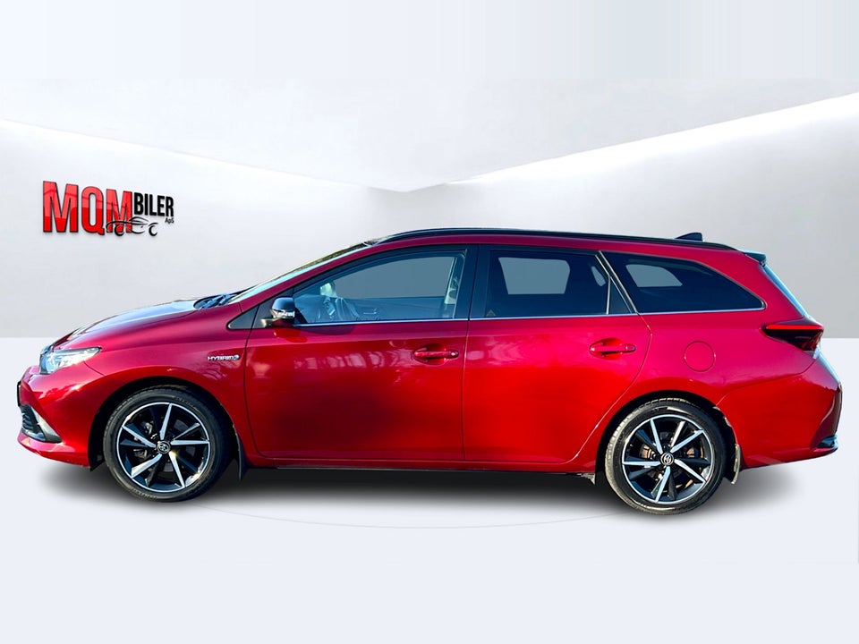 Toyota Auris 1,8 Hybrid Prestige Touring Sports CVT 5d