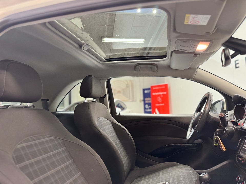 Opel Adam 1,4 87 Glam 3d