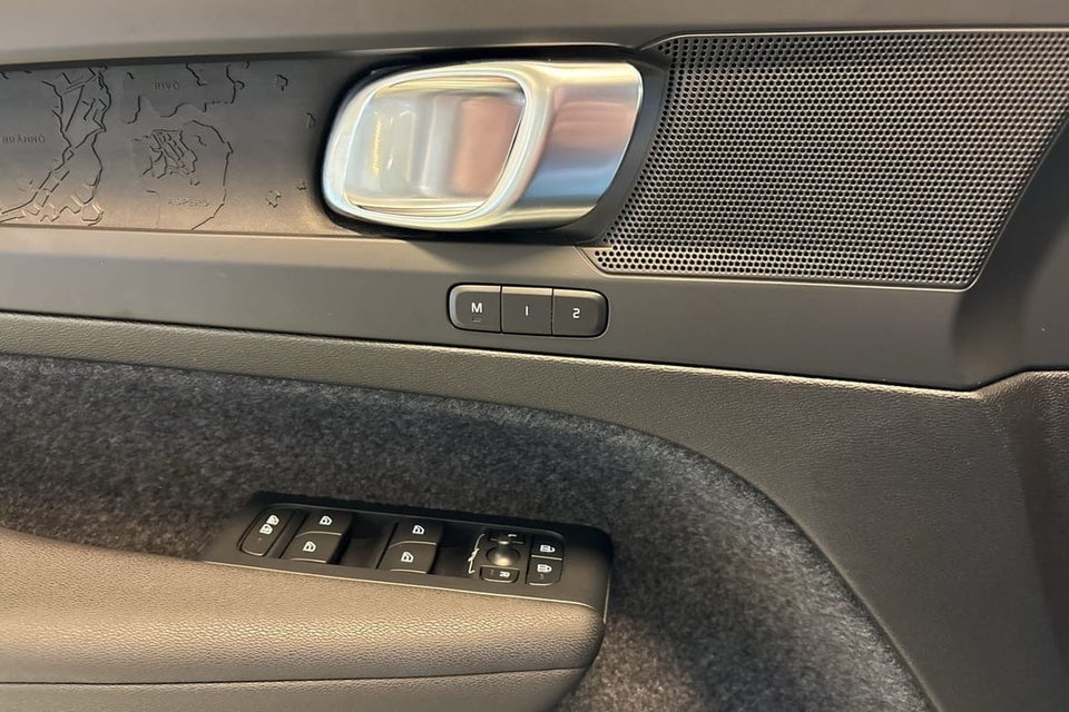 Volvo XC40 P6 ReCharge Plus 5d