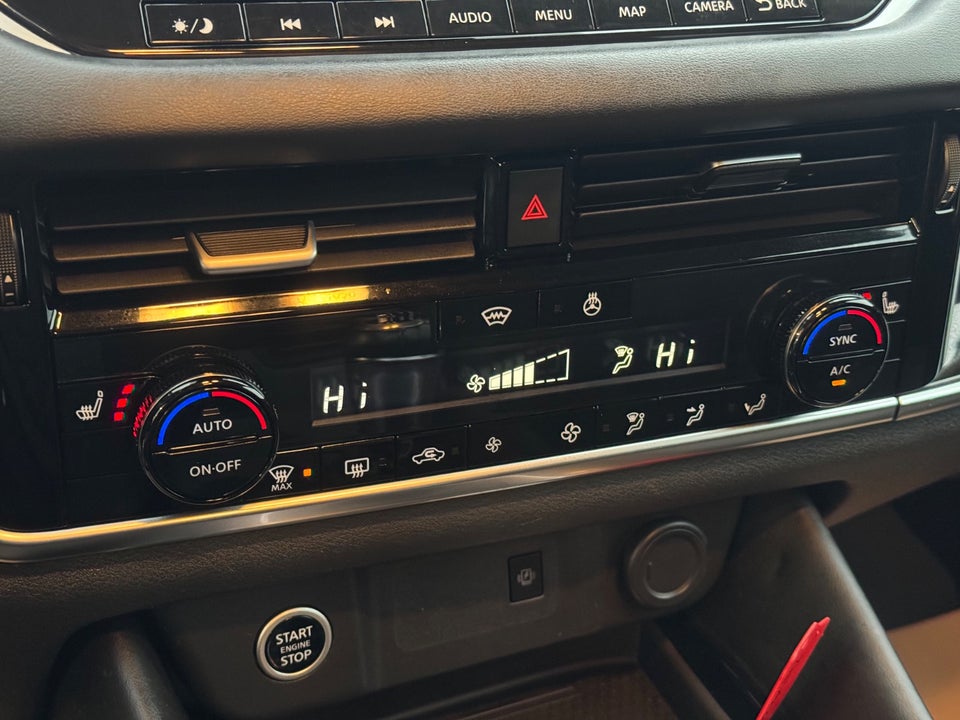 Nissan Qashqai 1,3 mHEV N-Connecta 5d