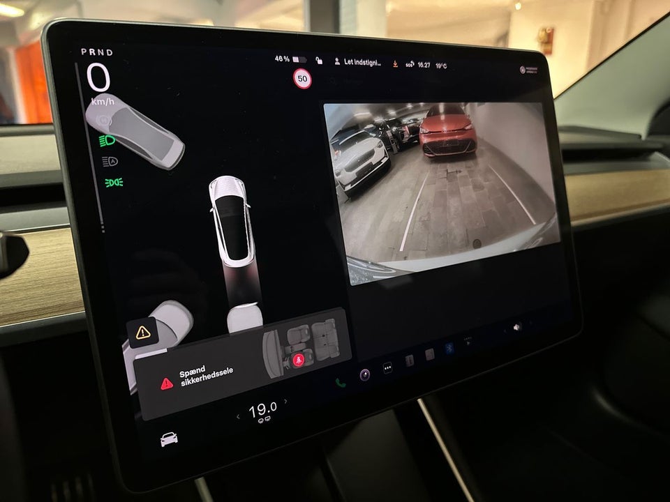 Tesla Model 3 Long Range AWD 4d