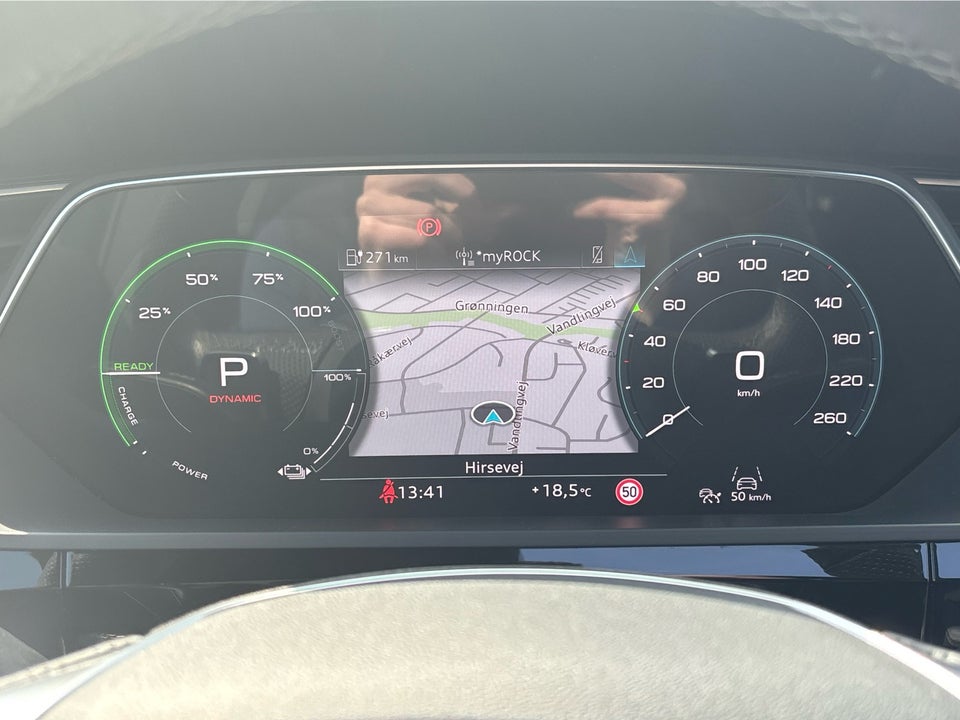 Audi e-tron 55 S-line quattro 5d