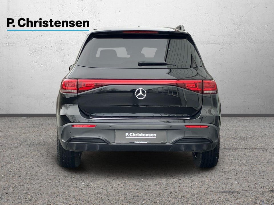 Mercedes EQB250 AMG Line 5d