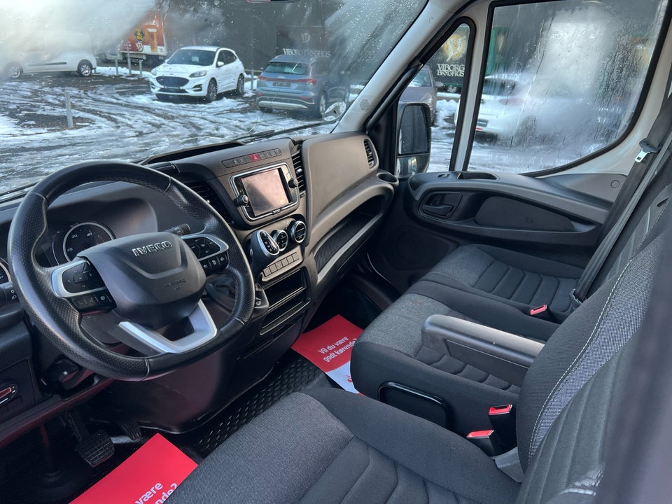 Iveco Daily 3,0 35C18 12m³ Van