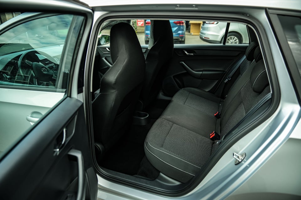 Skoda Rapid 1,6 TDi 105 Ambition GreenTec 5d