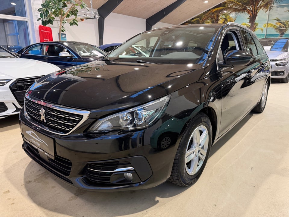 Peugeot 308 1,5 BlueHDi 130 Allure+ Sky SW 5d
