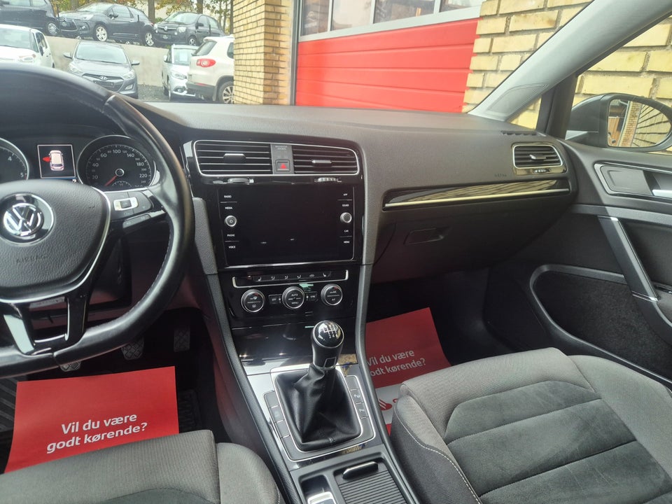 VW Golf VII 2,0 TDi 150 Highline Variant 5d