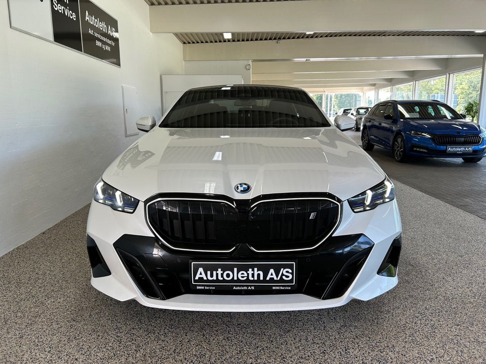 BMW i5 eDrive40 M-Sport Pro 4d