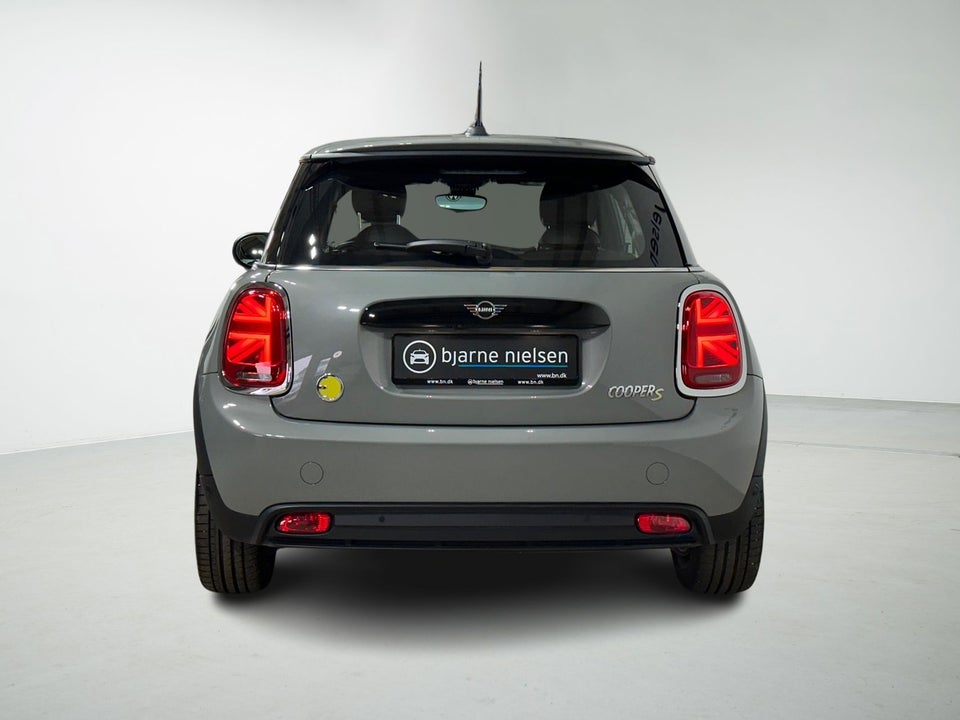 MINI Cooper SE Maximise 3d