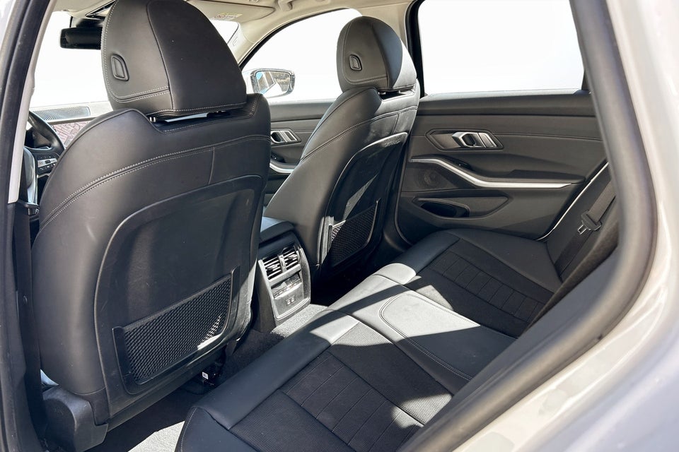 BMW 330e 2,0 Touring Sport Line aut. 5d