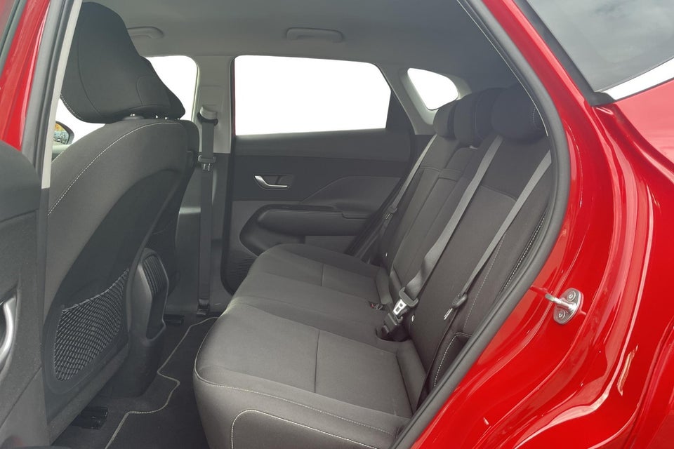 Hyundai Kona 48 EV Essential 5d
