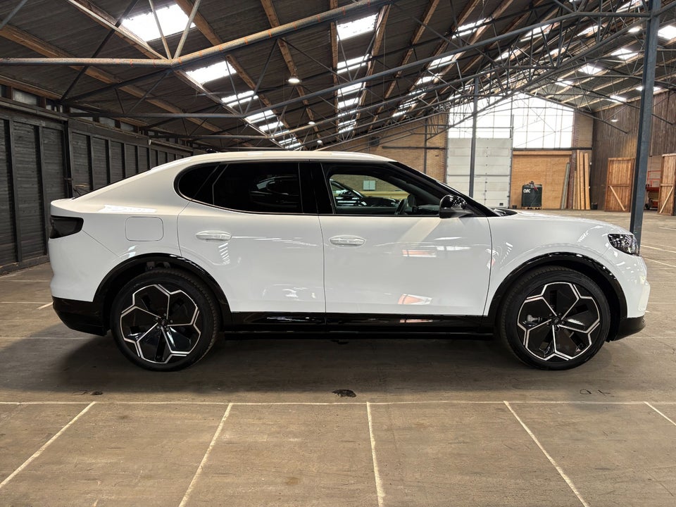 Ford Capri 79 Premium Extended Range AWD 5d