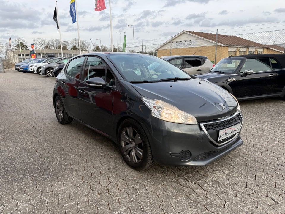 Peugeot 208 1,6 e-HDi 92 Active 5d