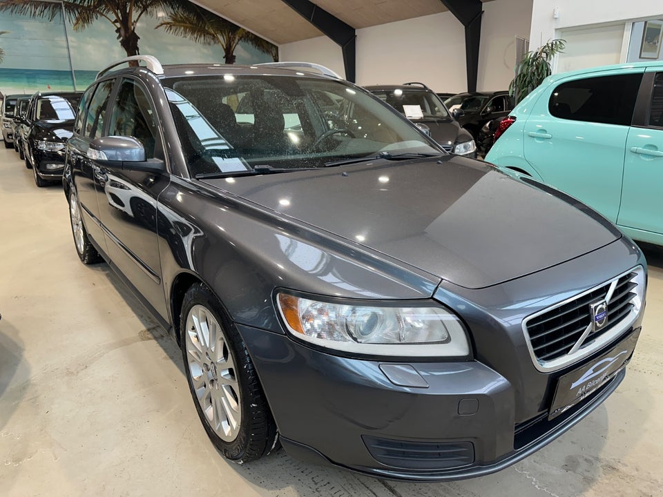 Volvo V50 1,8 Kinetic 5d