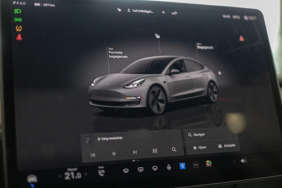 Tesla Model 3 RWD 4d