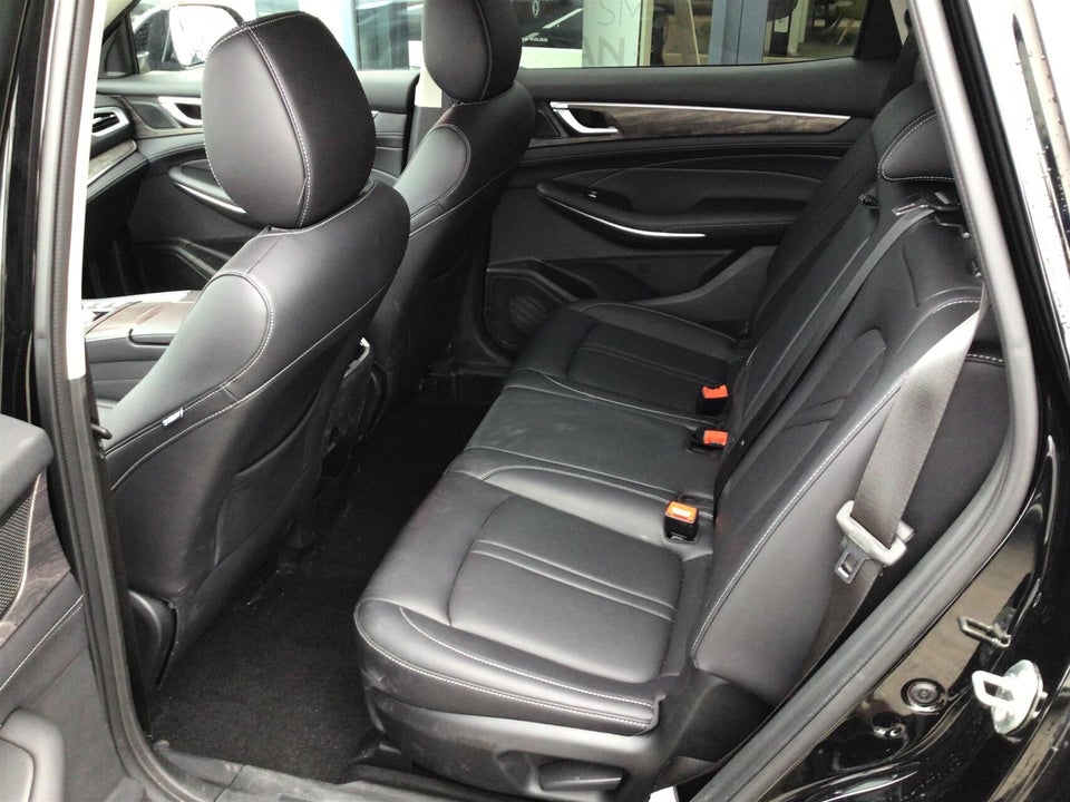 Navor E5 1,5 PHEV Rock 5d